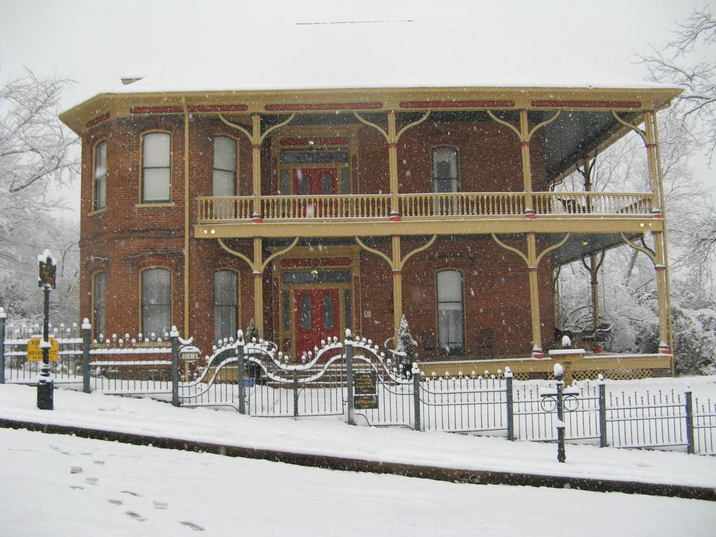 Ahern'S Belle Of The Bends Vicksburg Exterior photo